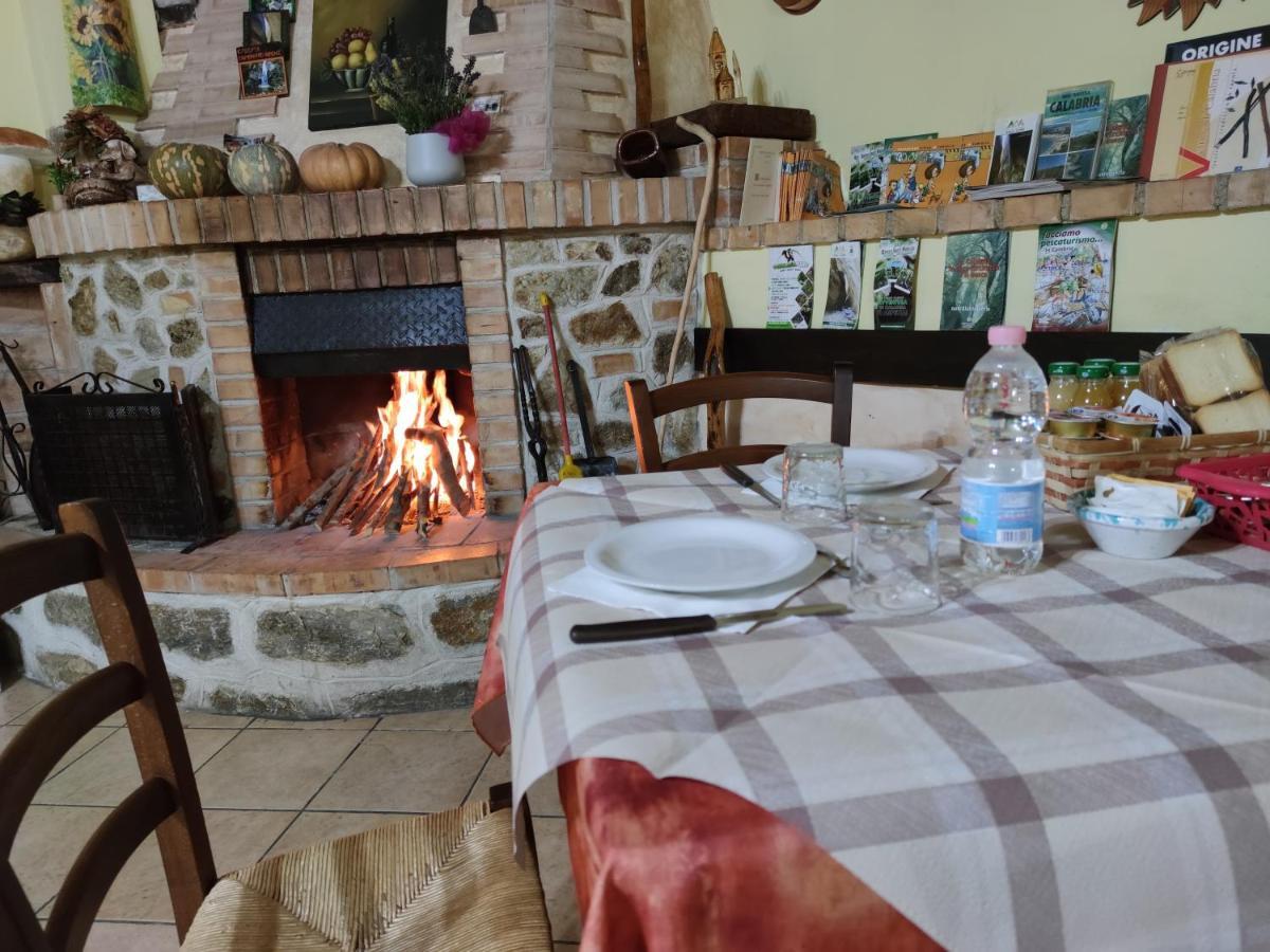 Agriturismo Carrozzino Sersale Exteriör bild